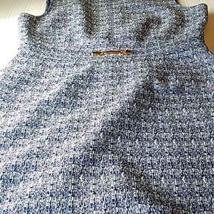 Tahari Arthur S. Levine, size 12 blue and white